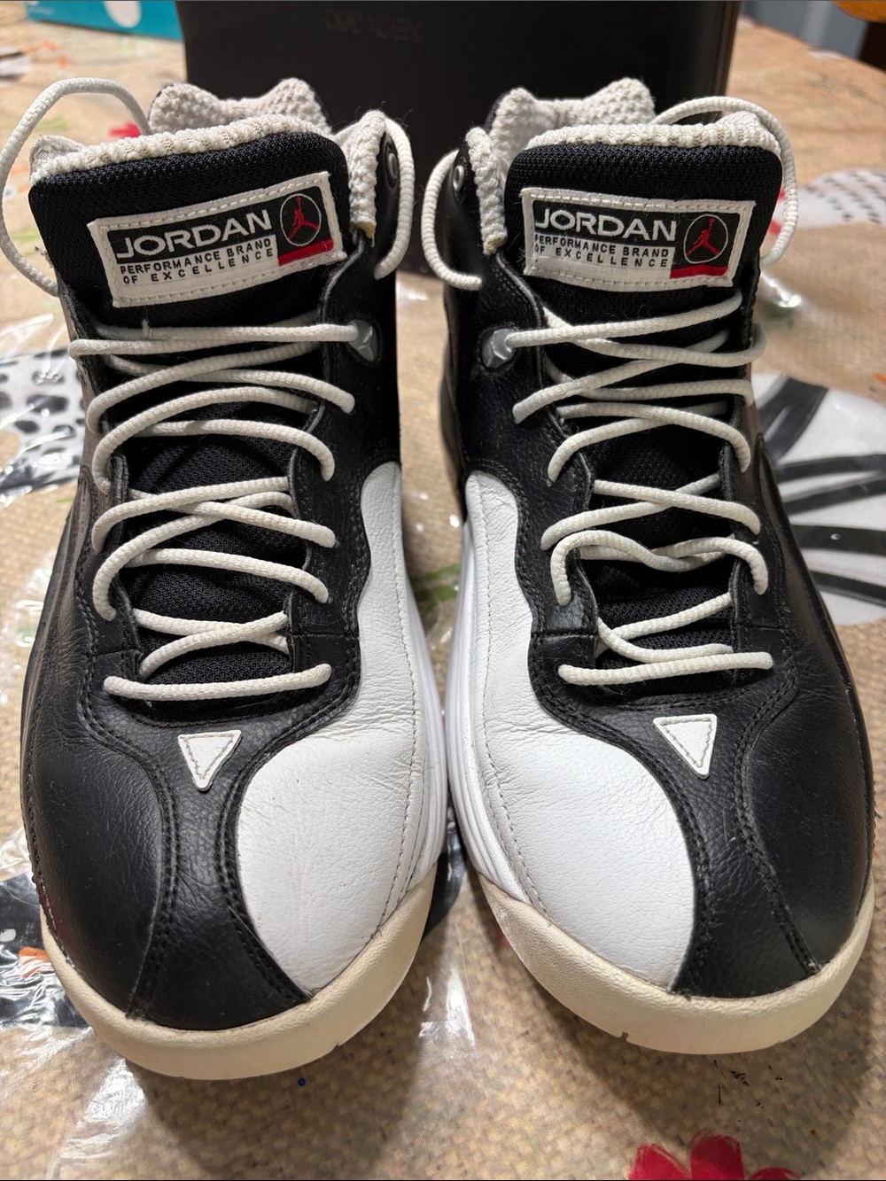 Nike air Jordan jump man team 1 Black and White High-Top Sneakers